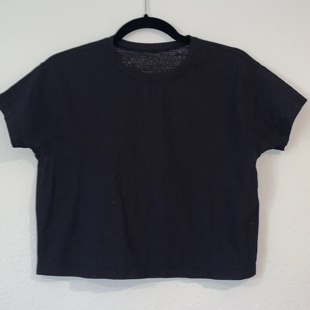 Lululemon sheer cropped tee